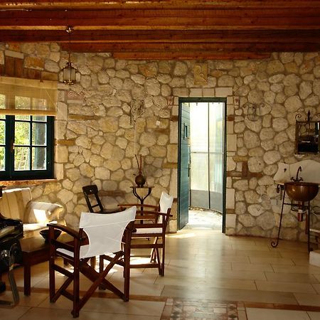 Musician'S Round House & Castello Villa Vatos Luaran gambar
