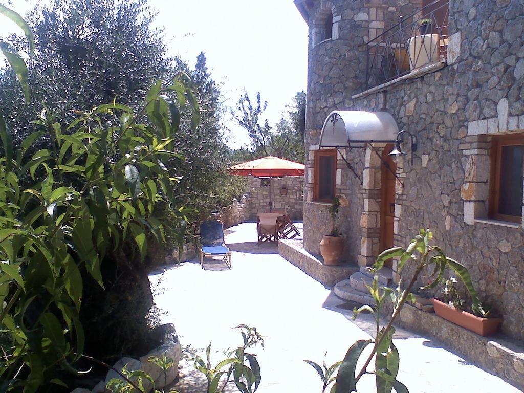 Musician'S Round House & Castello Villa Vatos Luaran gambar